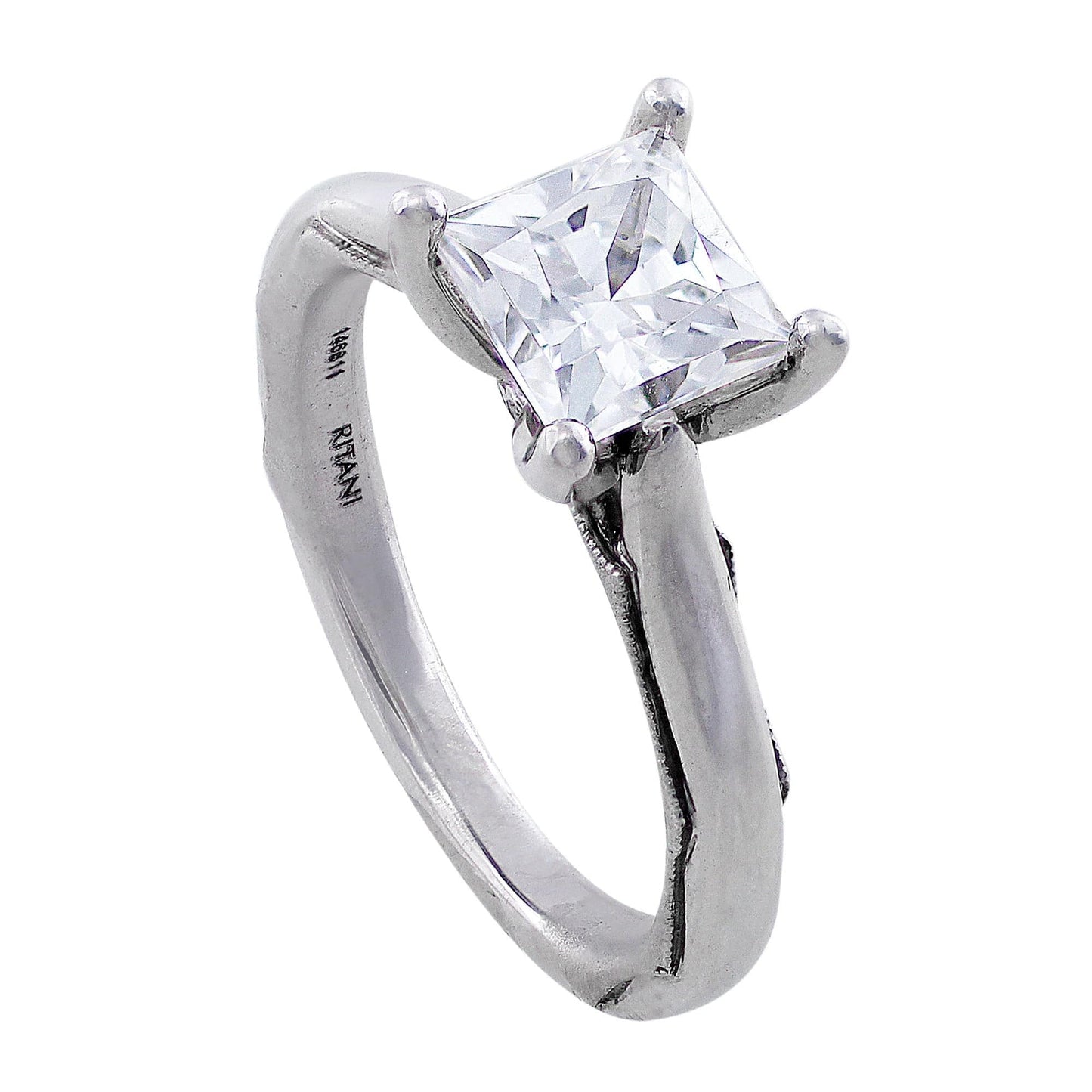 Ritani 18k White Gold Classic 1 Stone Ring