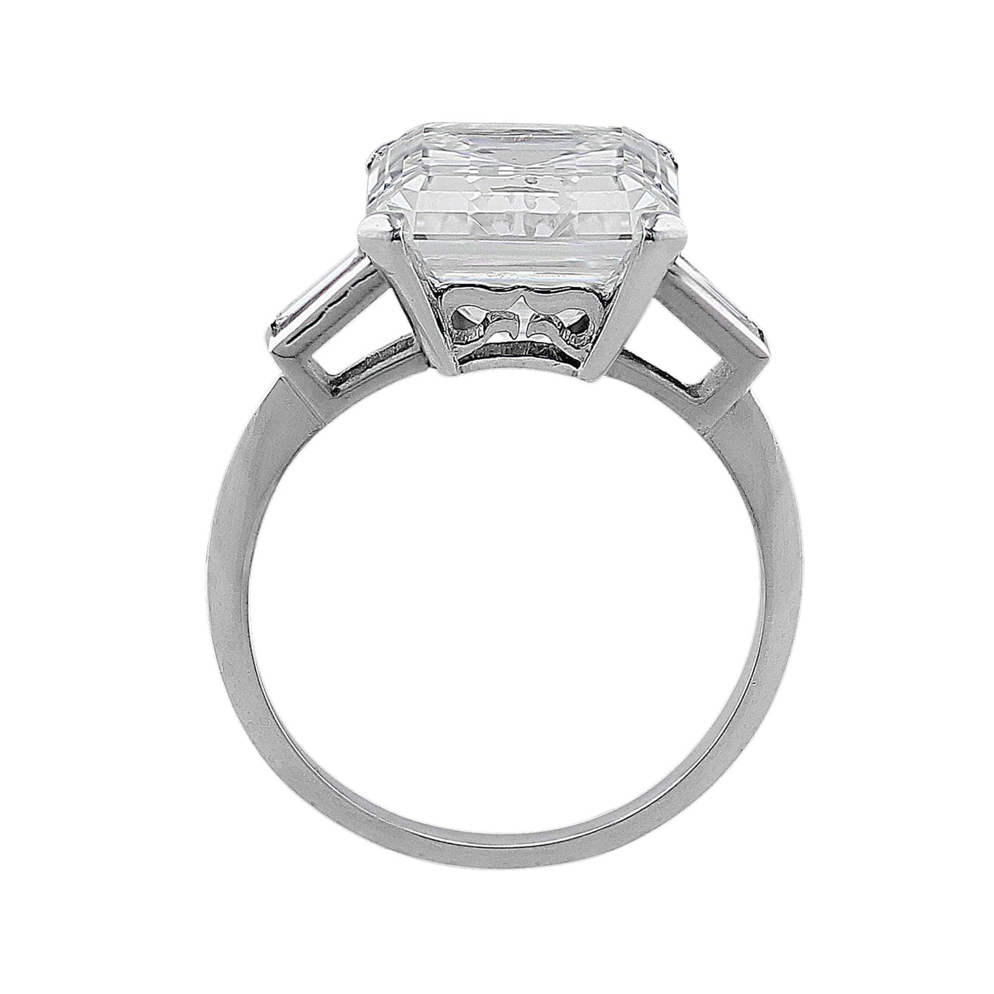 Rivière Platinum 8ct Emerald Cut Diamond Ring