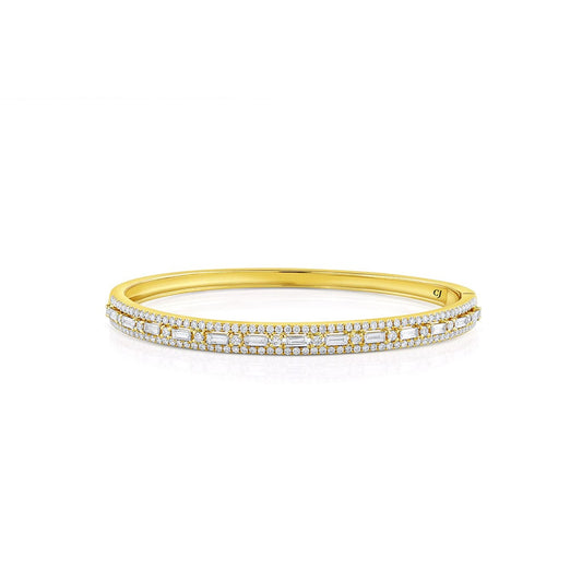 18K Yellow Gold 1.98ctw Round and Baguette Diamond Bangle Bracelet