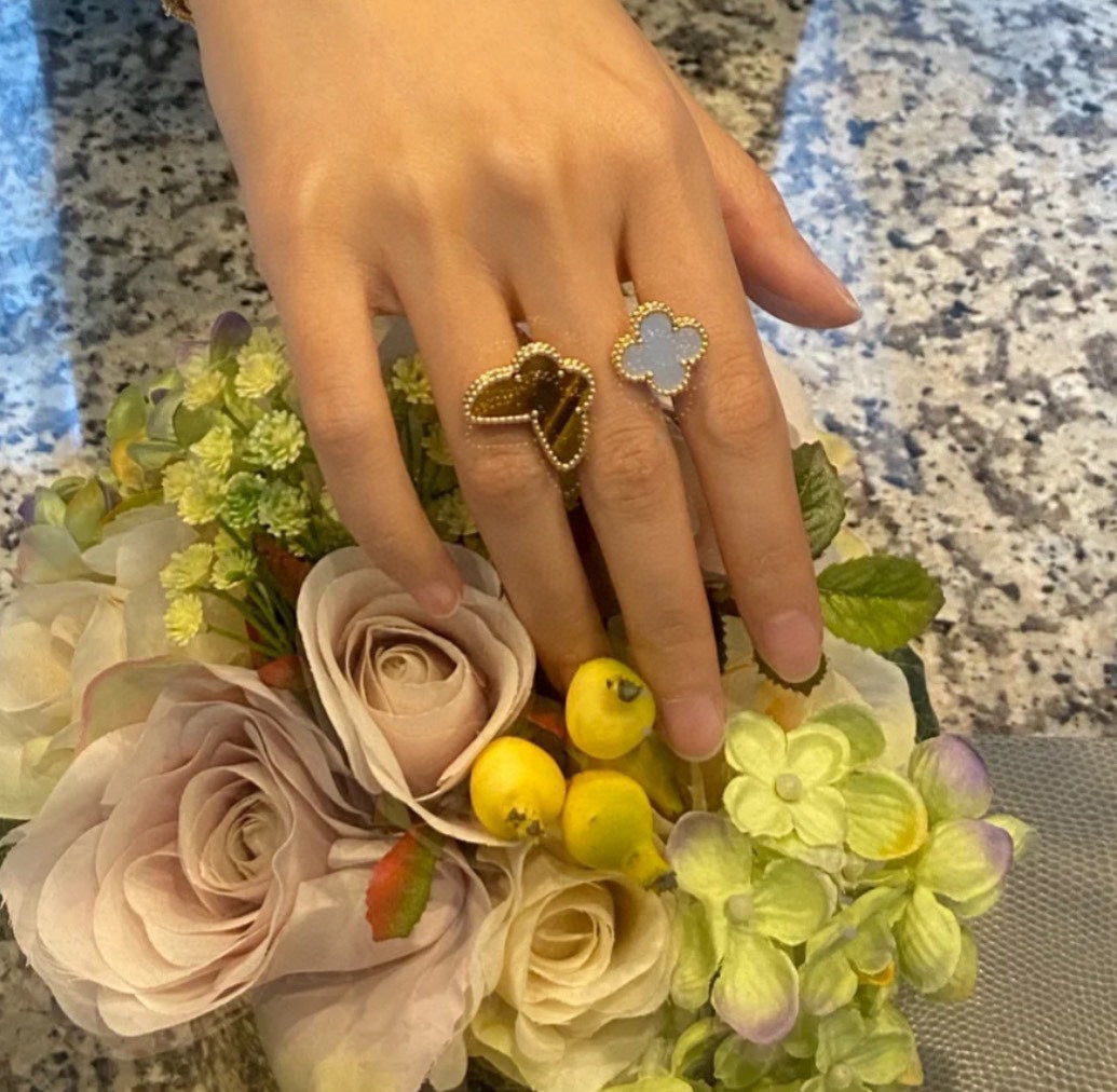 18K Celestial Lucky Alhambra Between the Finger Ring