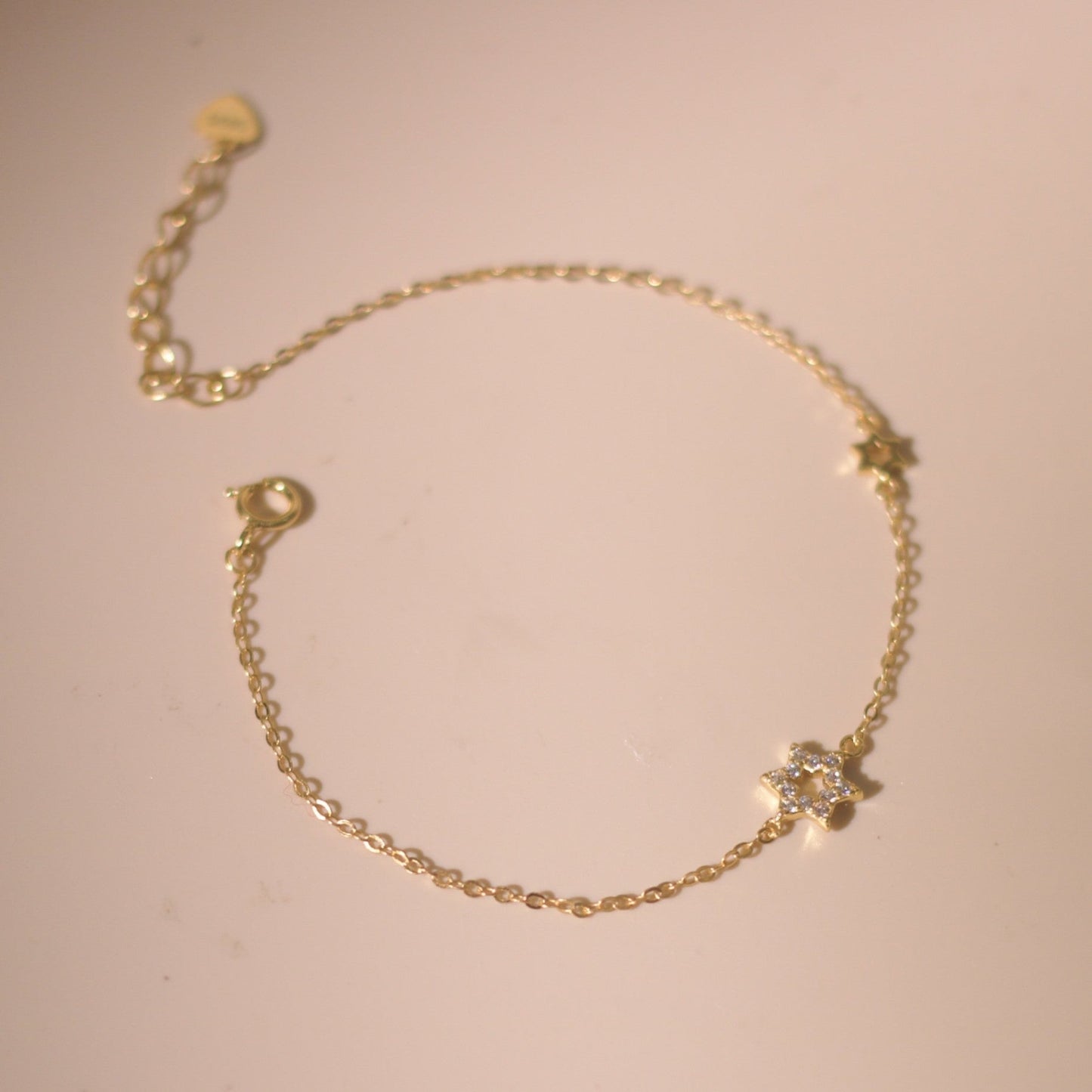 ELVORIA Roise Snowflake Bracelet – 18K Gold Plated 925 Sterling Silver