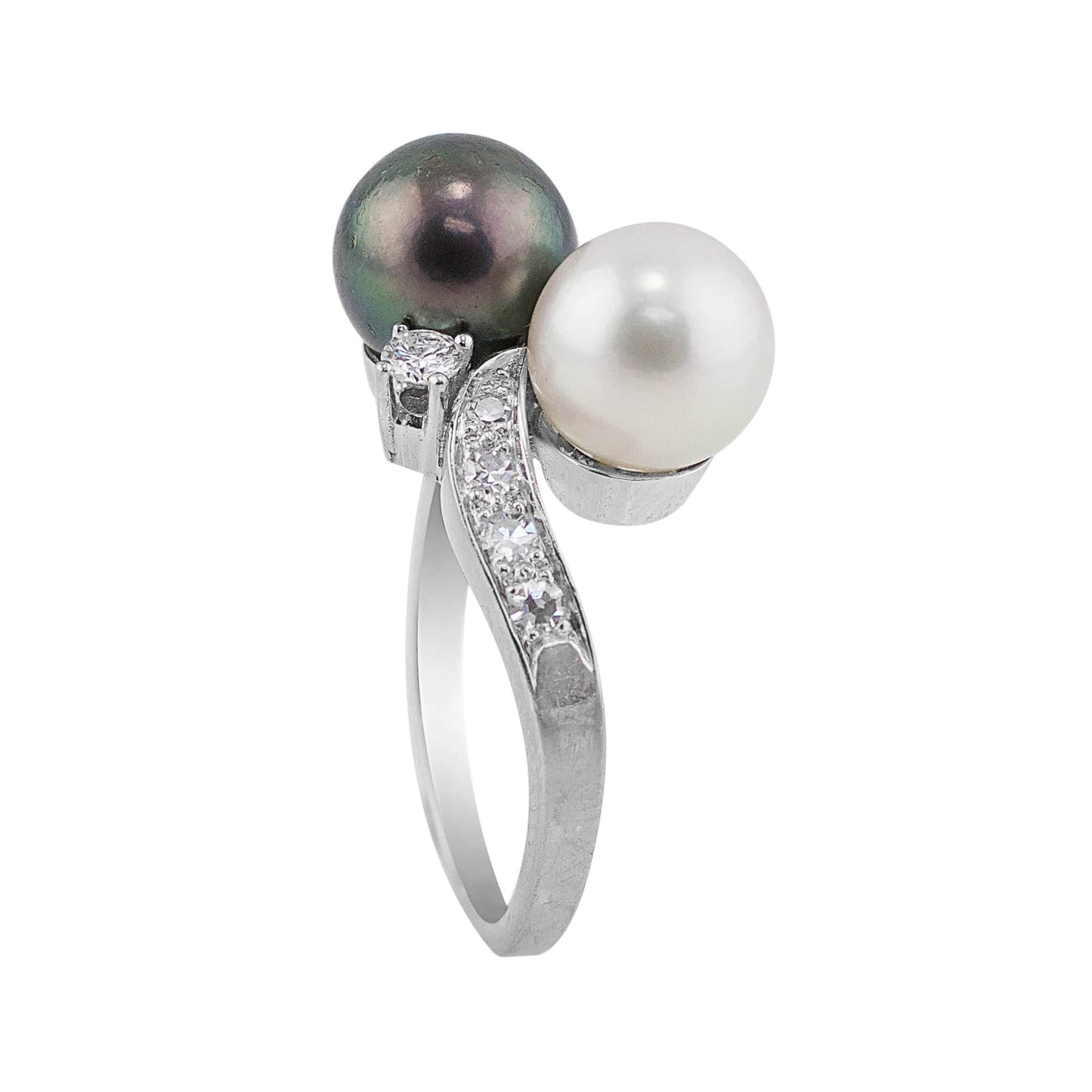 Estate 18k White Gold White and Tahitian Black Pearl Diamond Ring