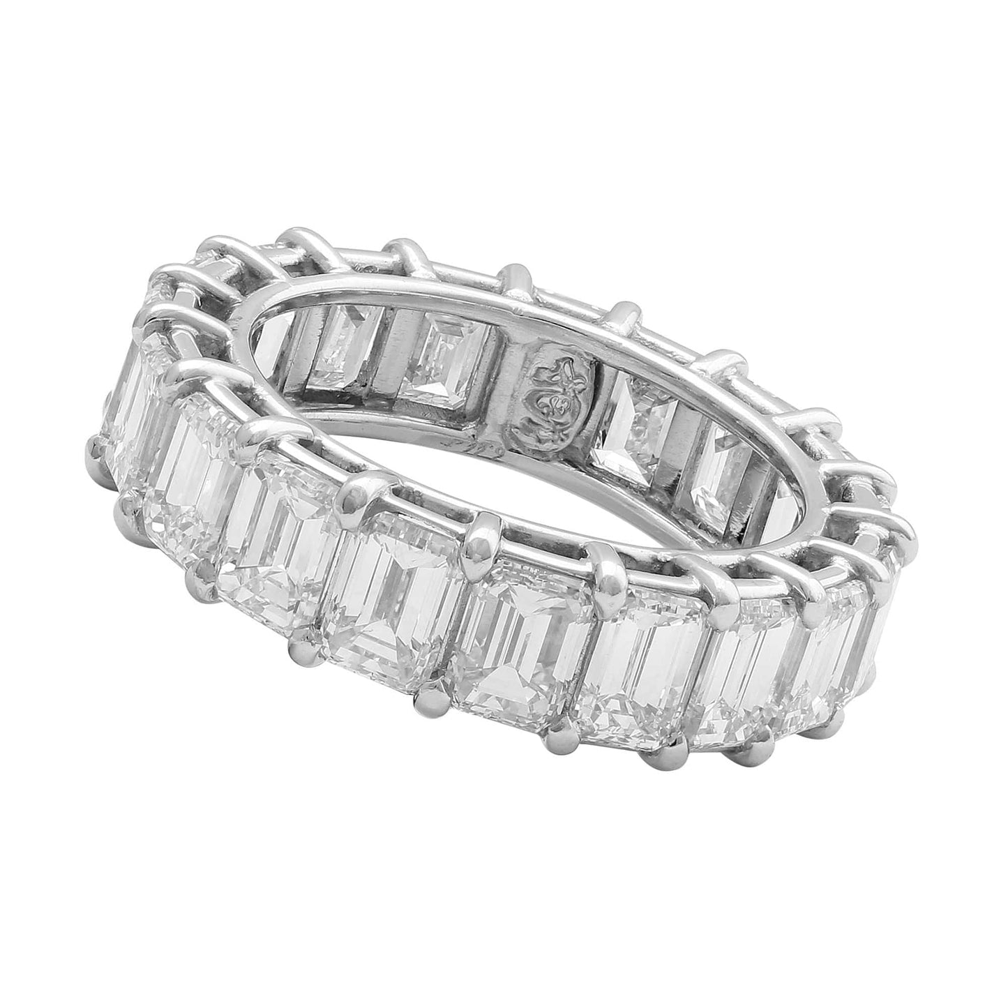 Rivière Platinum 4.15ctw Emerald-Cut Diamond Eternity Band