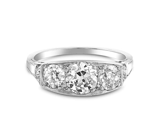 18k White Gold Estate 1921 Mine Cut Diamond Ring
