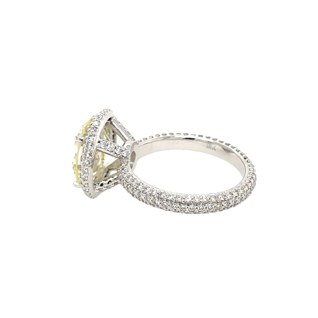 18k White Gold 5.01ct Round Brilliant Cut Diamond Ring, GIA Certified