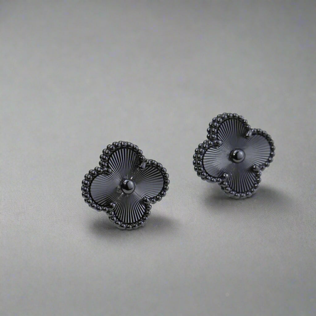 18K Celestial Vintage Alhambra Black Earrings