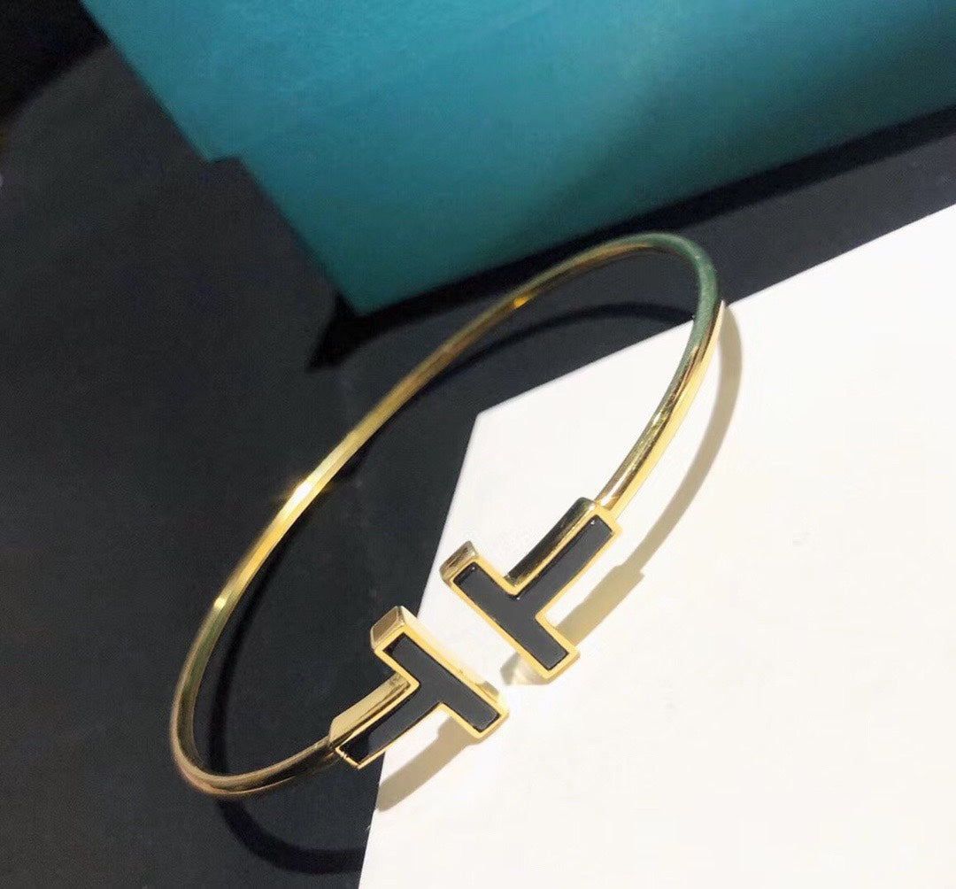 18K Celestial T Black Bracelet