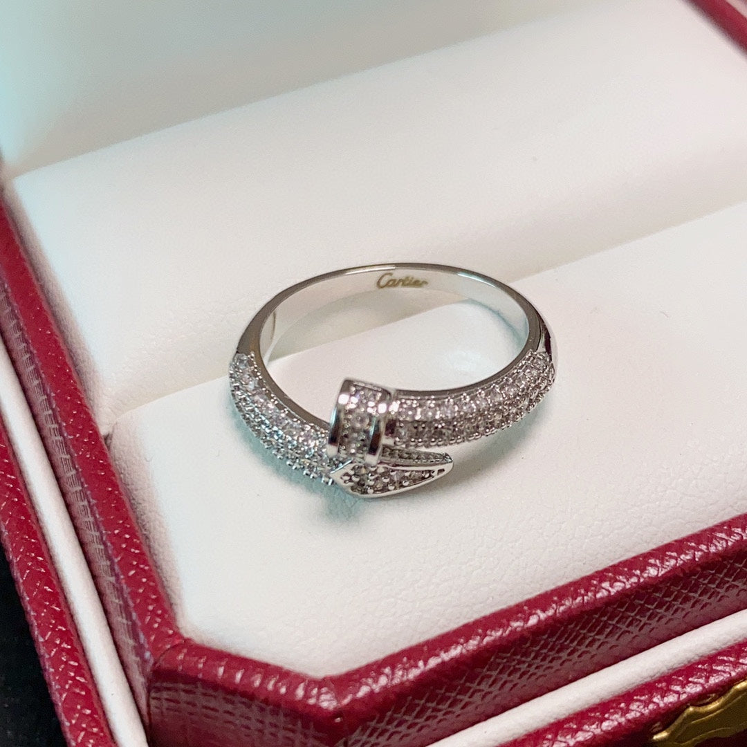 18K Celestial Juste Un Clou Diamonds Ring