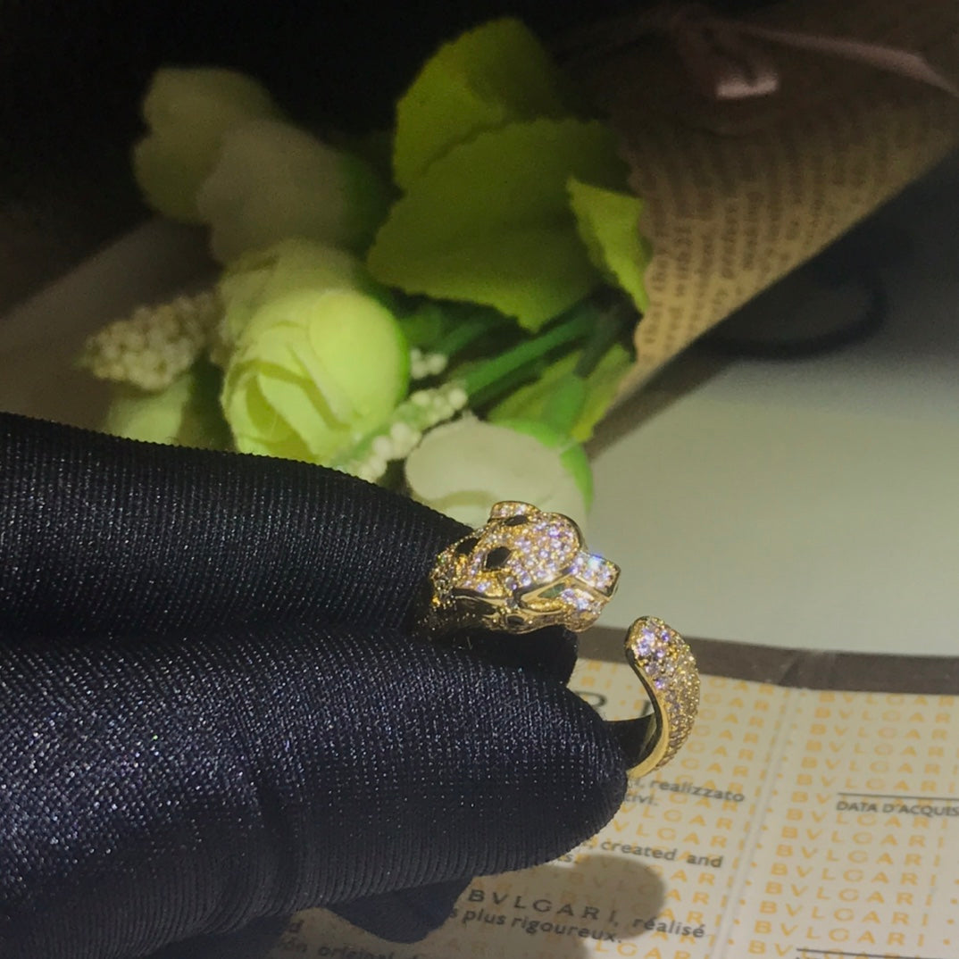 18K Celestial Panth̬re De Diamond Ring