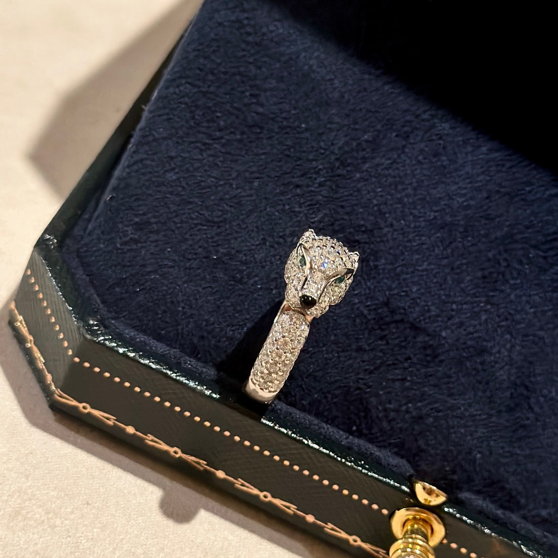 18K Celestial Panth̬re De Diamond Ring
