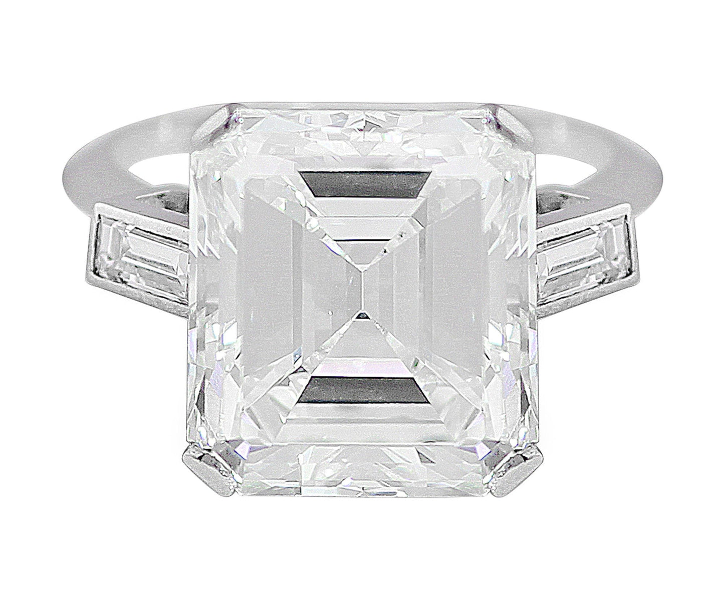 Rivière Platinum 8ct Emerald Cut Diamond Ring